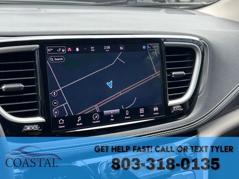 Used 2023 Chrysler Pacifica Touring-L w/ Uconnect Theater Family Group FWD image 42