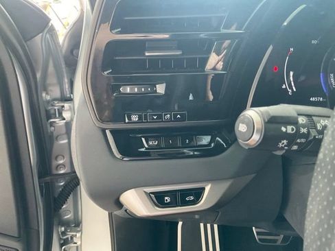 Used 2024 Lexus RX 500h F Sport w/ Convenience Package AWD/4WD image 9