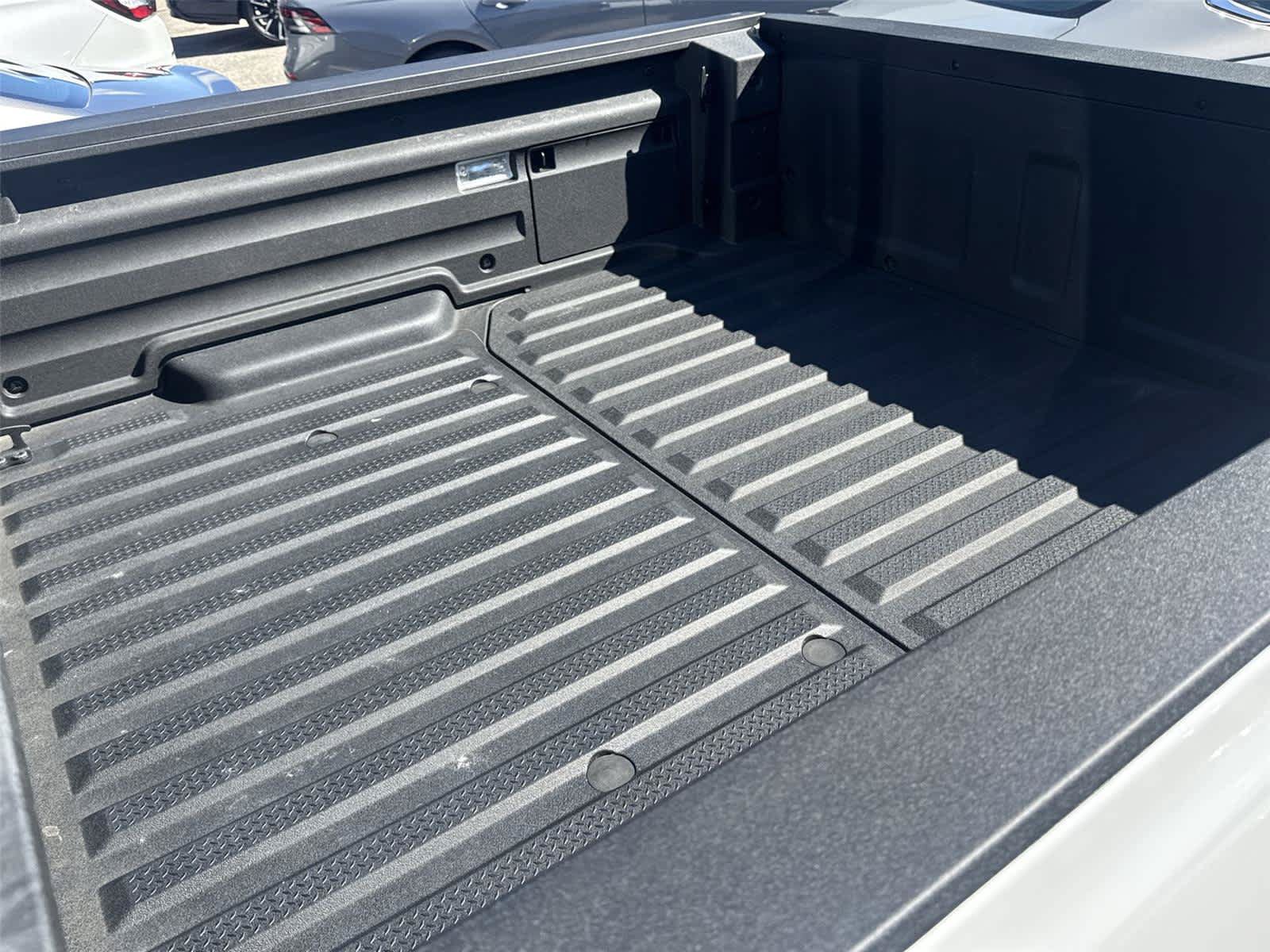 Used 2026 Honda Ridgeline Black Edition image 16