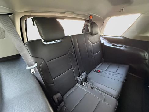 Used 2017 GMC Yukon SLT AWD/4WD image 20