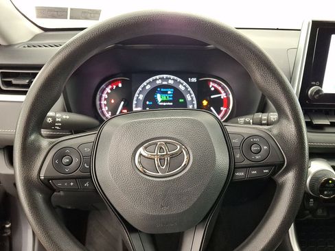 Certified 2023 Toyota RAV4 XLE AWD/4WD image 8