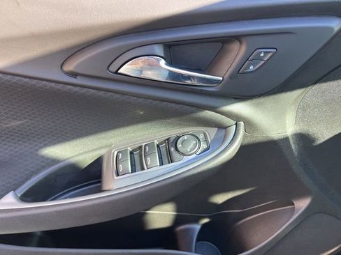 Used 2024 Chevrolet Malibu LT image 6