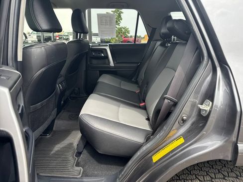 Used 2022 Toyota 4Runner SR5 Premium image 30