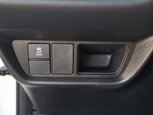 Certified 2025 Honda HR-V Sport image 26