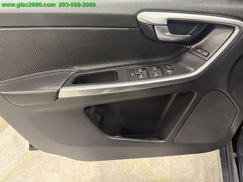 Used 2014 Volvo XC60 T6 image 25
