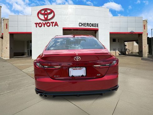 Used 2026 Toyota Camry SE FWD image 6
