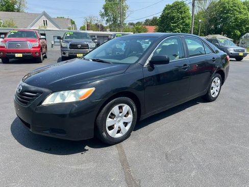 Used 2008 Toyota Camry LE FWD image 2