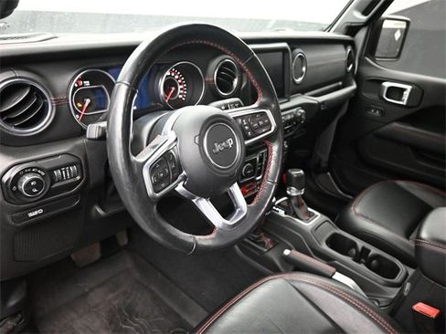 Used 2020 Jeep Gladiator Rubicon image 12