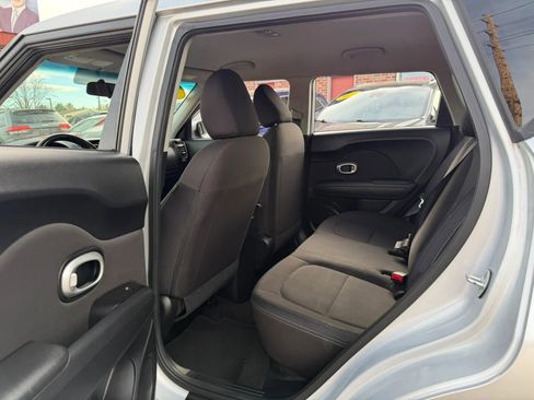 Used 2016 Kia Soul EV image 14