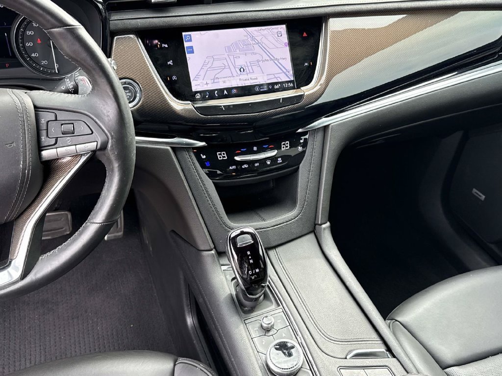 Used 2024 Cadillac XT6 Sport w/ Platinum Package AWD/4WD image 9