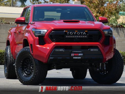 Used 2026 Toyota Tacoma TRD Sport RWD image 1