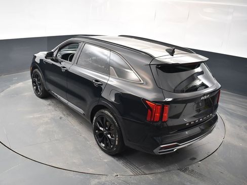 Certified 2022 Kia Sorento SX image 35