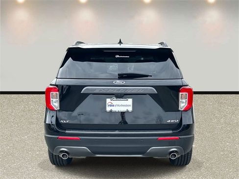 Used 2023 Ford Explorer XLT w/ Equipment Group 202A image 6