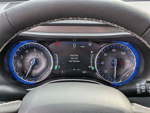 New 2026 Chrysler Pacifica Select w/ S Appearance Package image 13