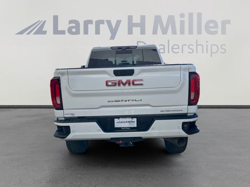 Used 2020 GMC Sierra 2500 Denali w/ Technology Package image 4