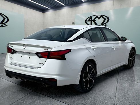 Used 2023 Nissan Altima 2.5 SR AWD/4WD image 3