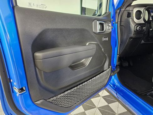 New 2026 Jeep Wrangler Unlimited Sport AWD/4WD image 19