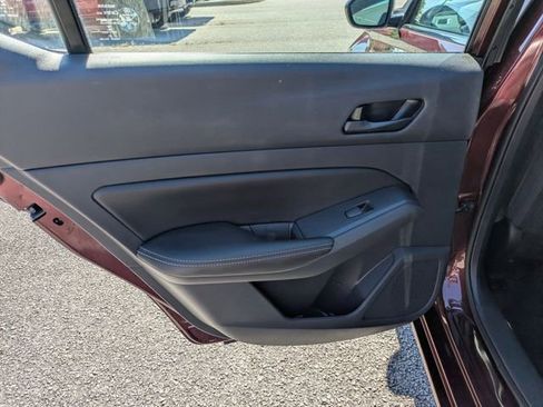 Used 2025 Nissan Altima 2.5 SV image 21