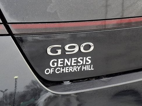 Certified 2025 Genesis G90 3.5T image 30