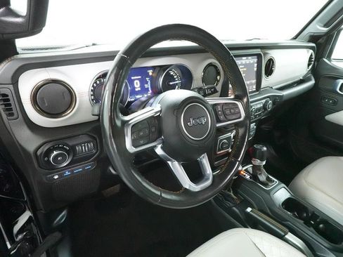 Used 2021 Jeep Wrangler Unlimited Sahara image 26