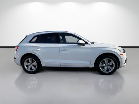 Used 2018 Audi Q5 2.0T Premium Plus w/ Premium Plus Package AWD/4WD image 2