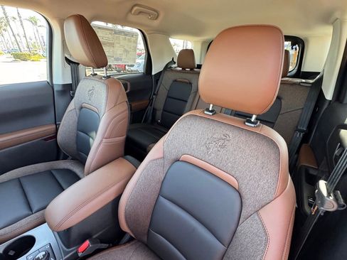 New 2026 Ford Bronco Sport Outer Banks w/ Sasquatch Outer Banks Package AWD/4WD image 19