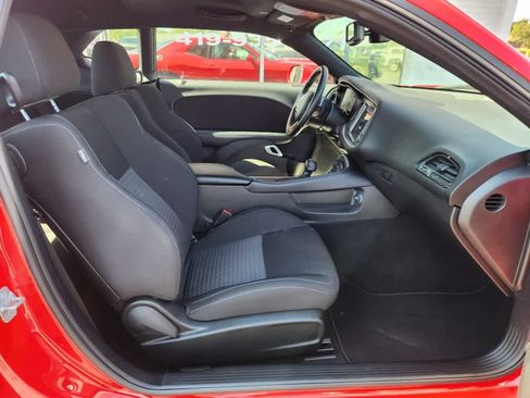 Used 2022 Dodge Challenger GT w/ Blacktop Package image 9
