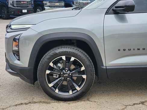 Used 2026 Chevrolet Equinox RS w/ Convenience Package III FWD image 26