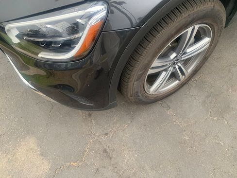 Used 2020 Mercedes-Benz GLC 300 image 2