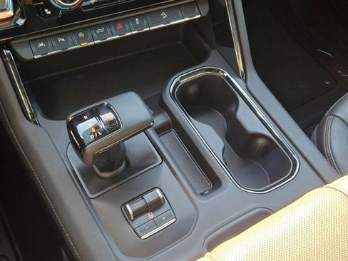 Certified 2024 GMC Sierra 1500 AT4 w/ Technology Package image 21