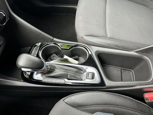 Used 2025 Buick Encore GX Preferred image 27