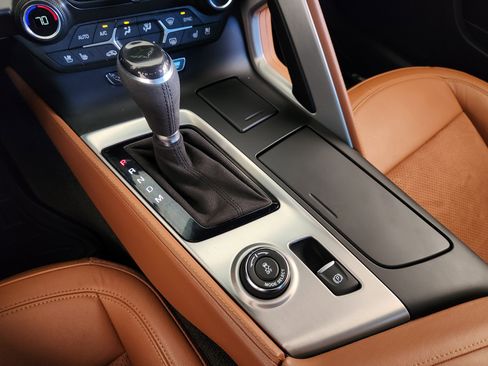 Certified 2018 Chevrolet Corvette Stingray Coupe w/ 2LT Preferred Equipment Group image 20