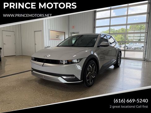 Used 2022 Hyundai Ioniq 5 SE AWD/4WD image 1