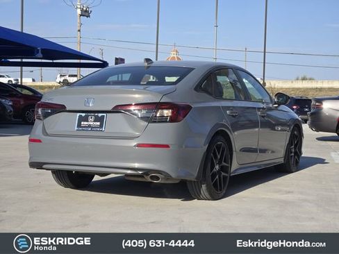 Used 2025 Honda Civic Sport image 7