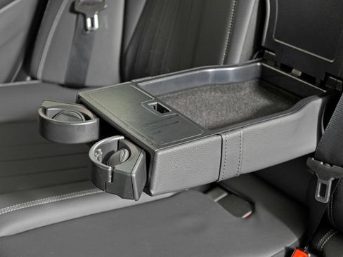 Certified 2020 Mercedes-Benz E 350 4MATIC Sedan image 32