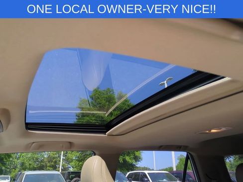 Used 2023 Toyota 4Runner SR5 Premium w/ Moonroof Package RWD image 18