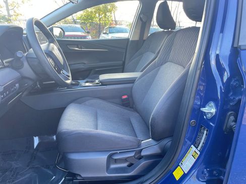 Used 2025 Toyota Camry LE image 25