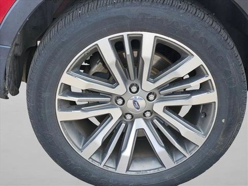 Used 2017 Ford Explorer Platinum AWD/4WD image 6
