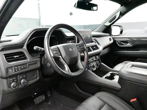 Used 2022 Chevrolet Tahoe RST w/ Luxury Package AWD/4WD image 4