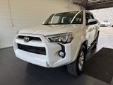 Used 2016 Toyota 4Runner SR5 Premium image 3