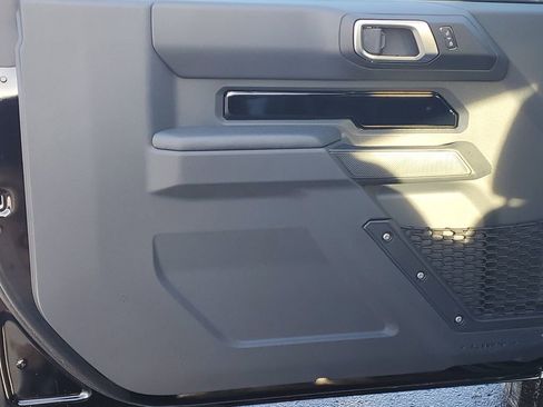 New 2025 Ford Bronco 2-Door image 7