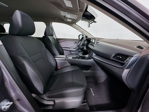 Used 2023 Nissan Rogue S FWD image 29