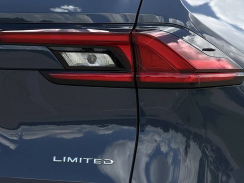 Used 2025 Toyota Grand Highlander FWD image 10
