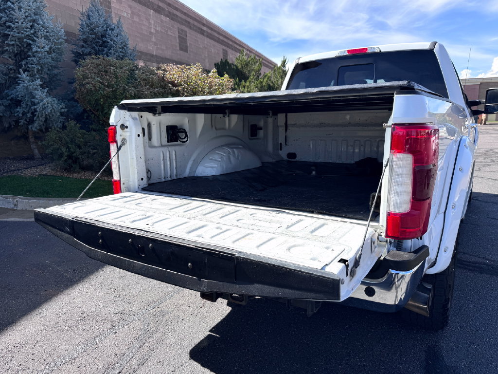 Used 2019 Ford F250 Lariat w/ Lariat Ultimate Package AWD/4WD image 13