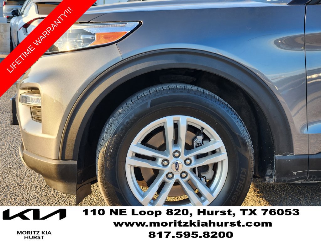 Used 2023 Ford Explorer XLT w/ Equipment Group 202A RWD image 6