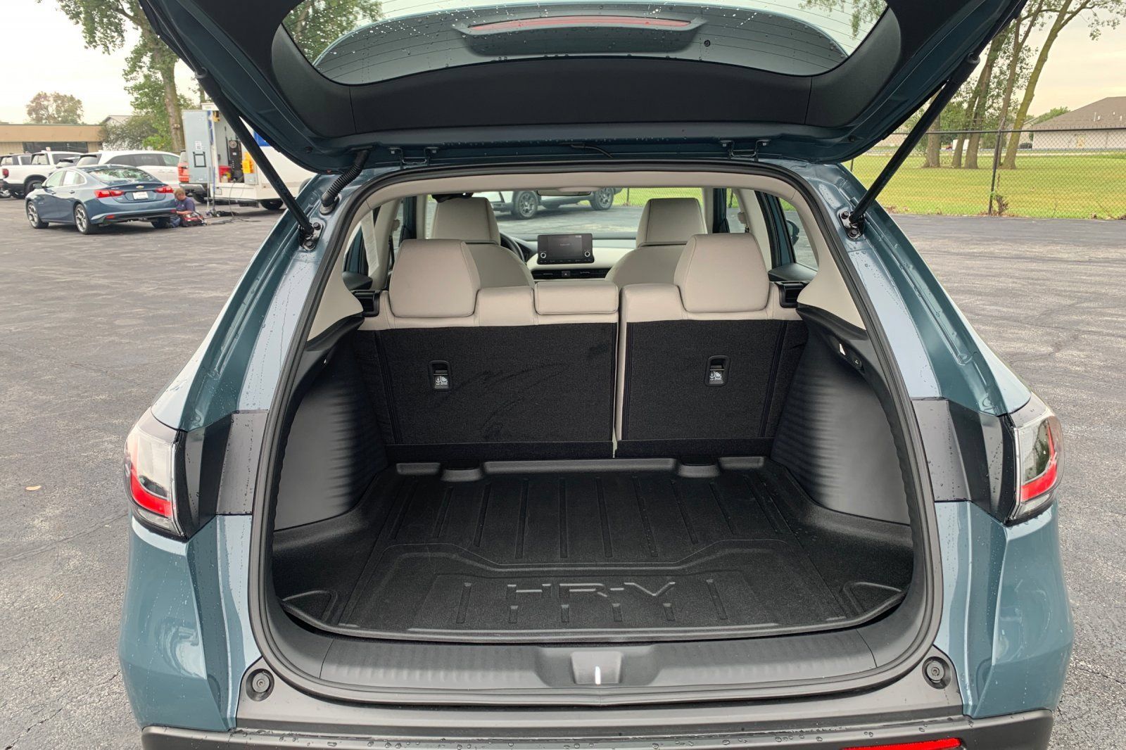 Used 2025 Honda HR-V LX image 19