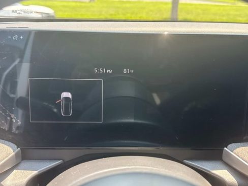 Used 2025 Nissan Kicks SV FWD image 32