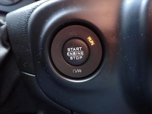 Used 2019 Jeep Wrangler Unlimited Rubicon AWD/4WD image 22
