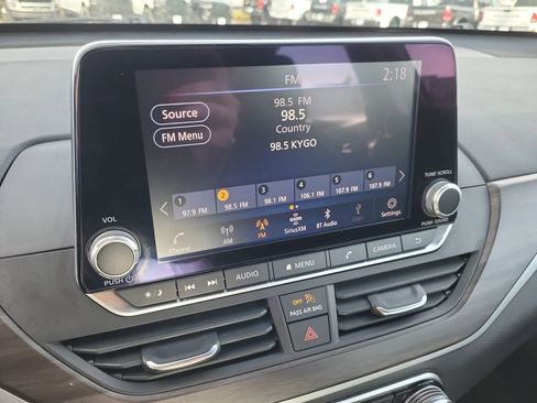 Used 2023 Nissan Altima 2.5 SV image 19