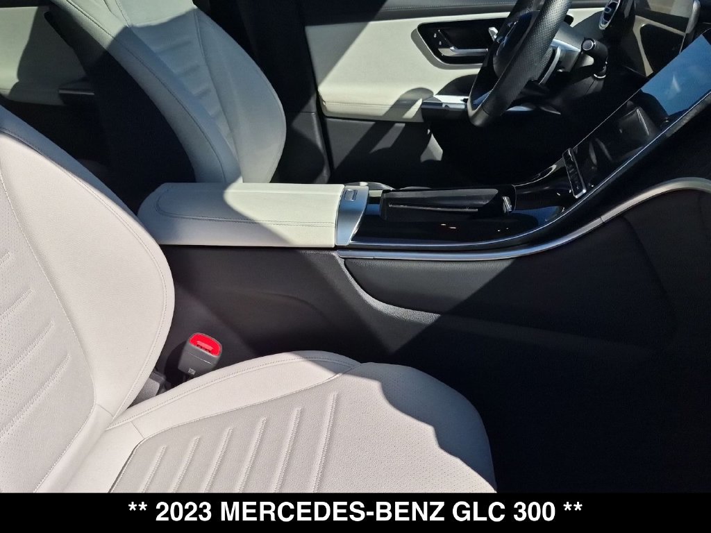 Certified 2023 Mercedes-Benz GLC 300 4MATIC image 28